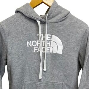 The North Face Women's M Gray Logo Pullover Sweatshirt Hoodie Casual Comfort